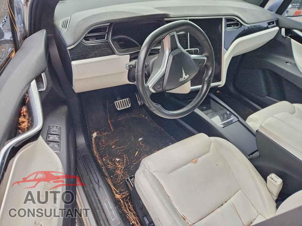 TESLA MODEL X 2017 - 5YJXCBE28HF049357