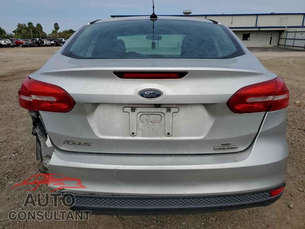 FORD FOCUS 2016 - 1FADP3F21GL217675