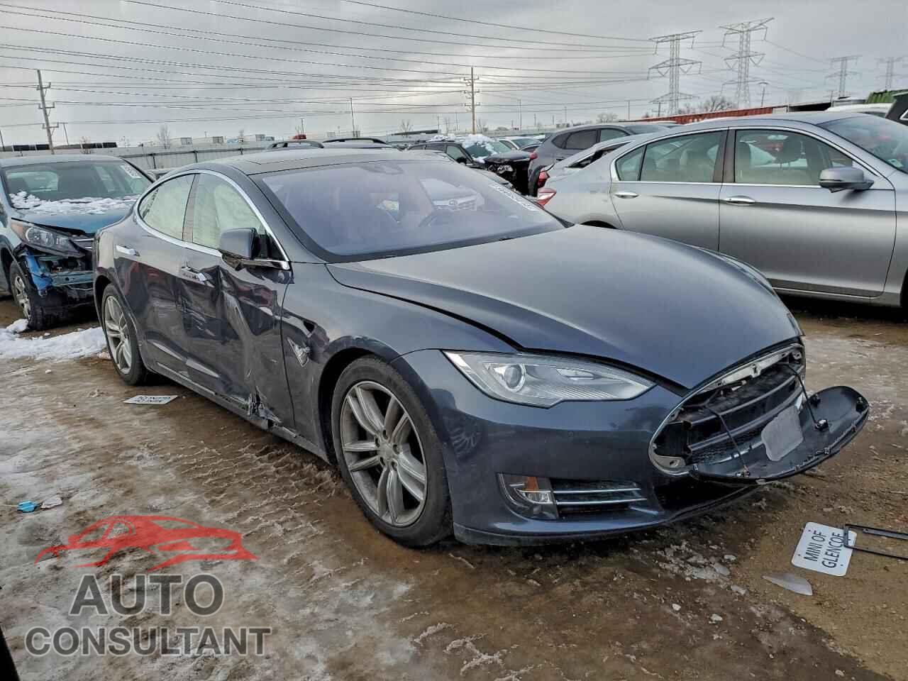TESLA MODEL S 2016 - 5YJSA1E22GF133103