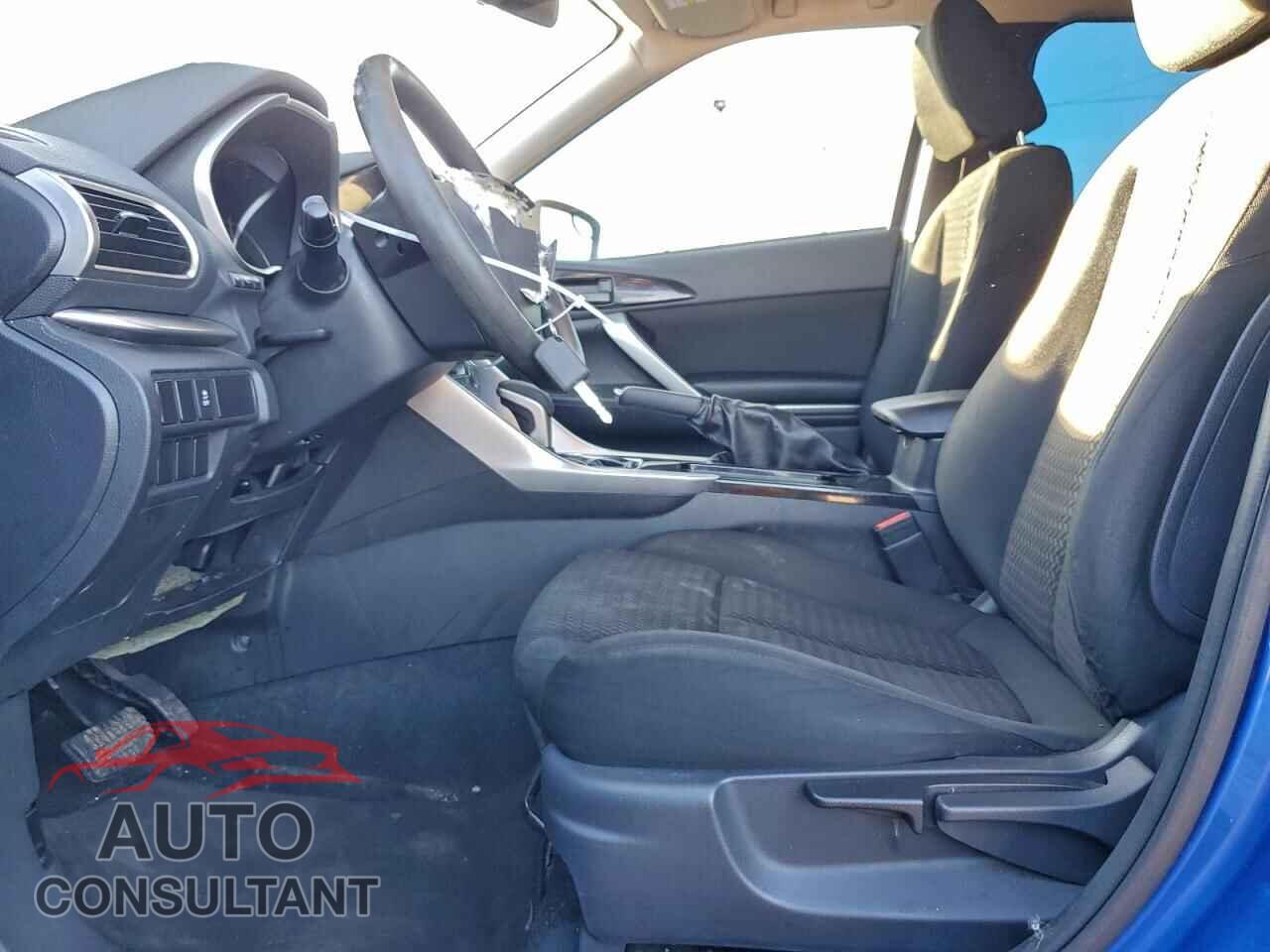MITSUBISHI ECLIPSE 2018 - JA4AT3AA7JZ062037