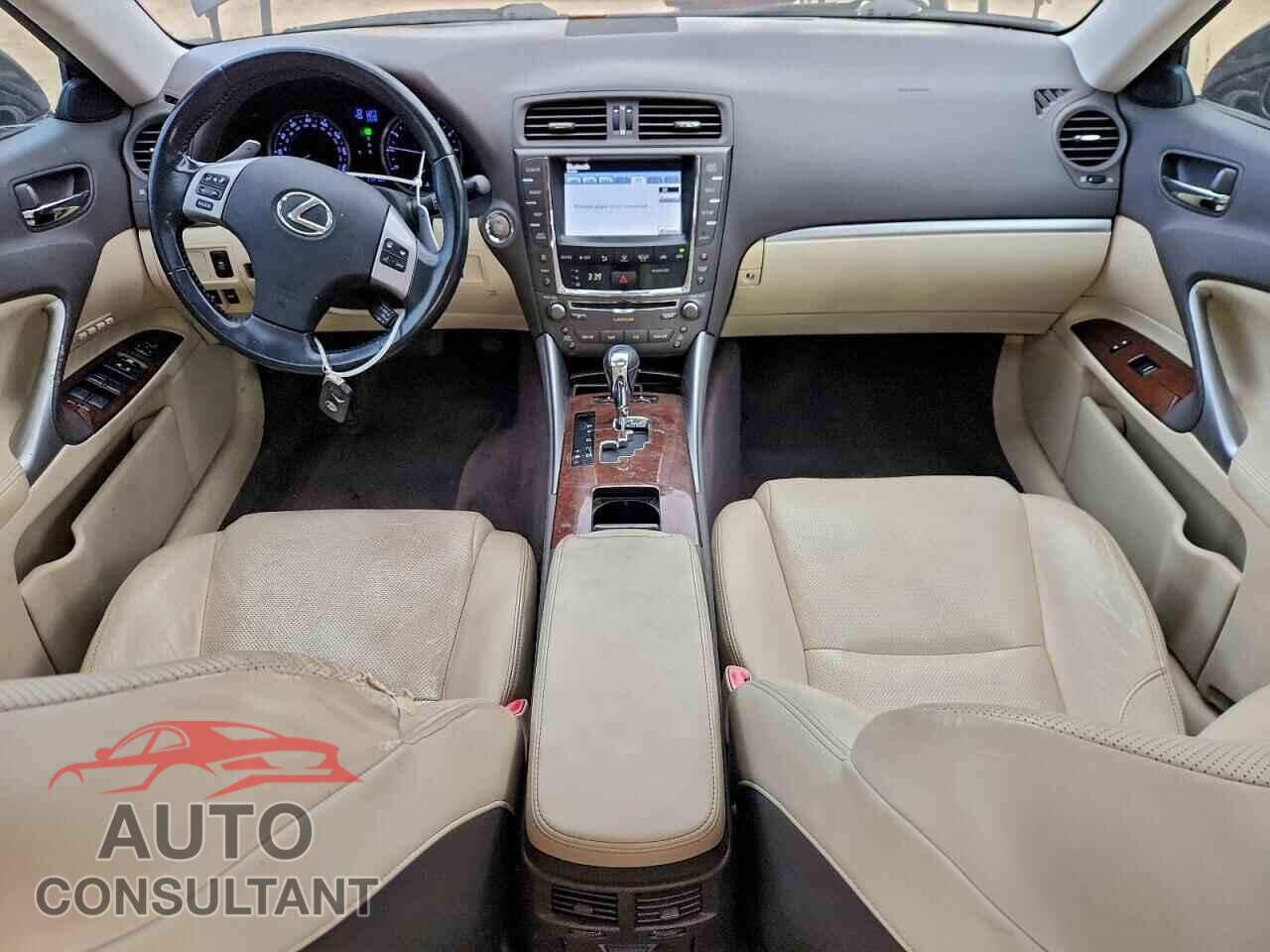 LEXUS IS 2012 - JTHCF5C25C5058438