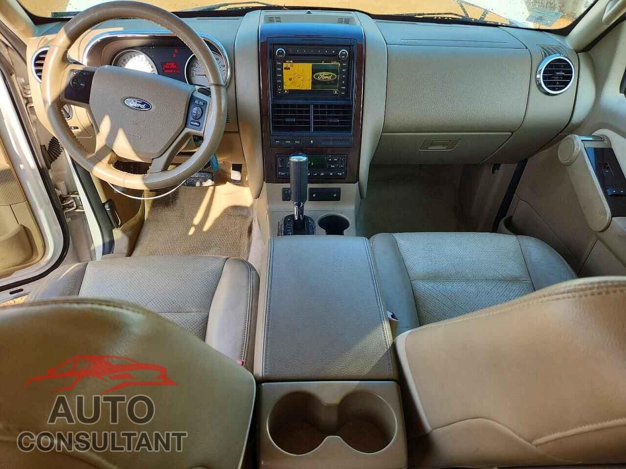 FORD EXPLORER 2010 - 1FMEU6FE8AUA43765