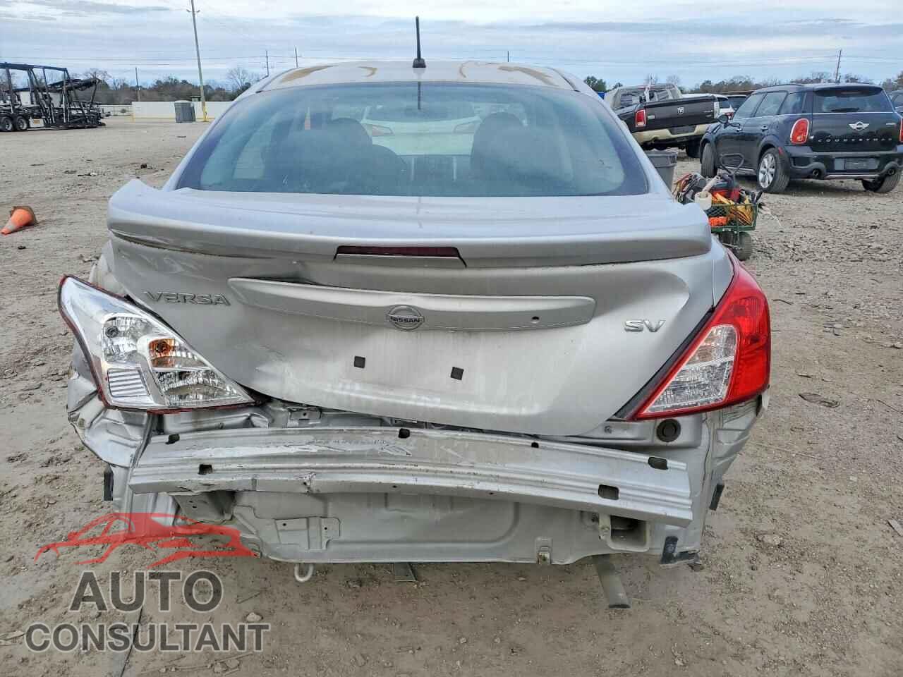 NISSAN VERSA 2019 - 3N1CN7AP3KL859983