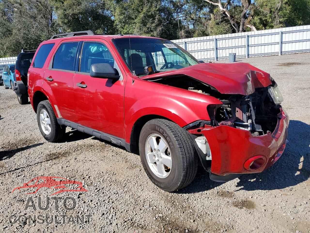 FORD ESCAPE 2011 - 1FMCU0D74BKA72587