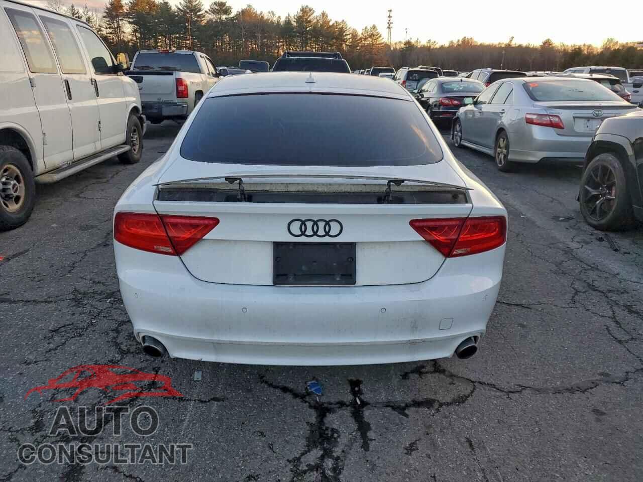 AUDI A7 2013 - WAUYGAFC5DN051084