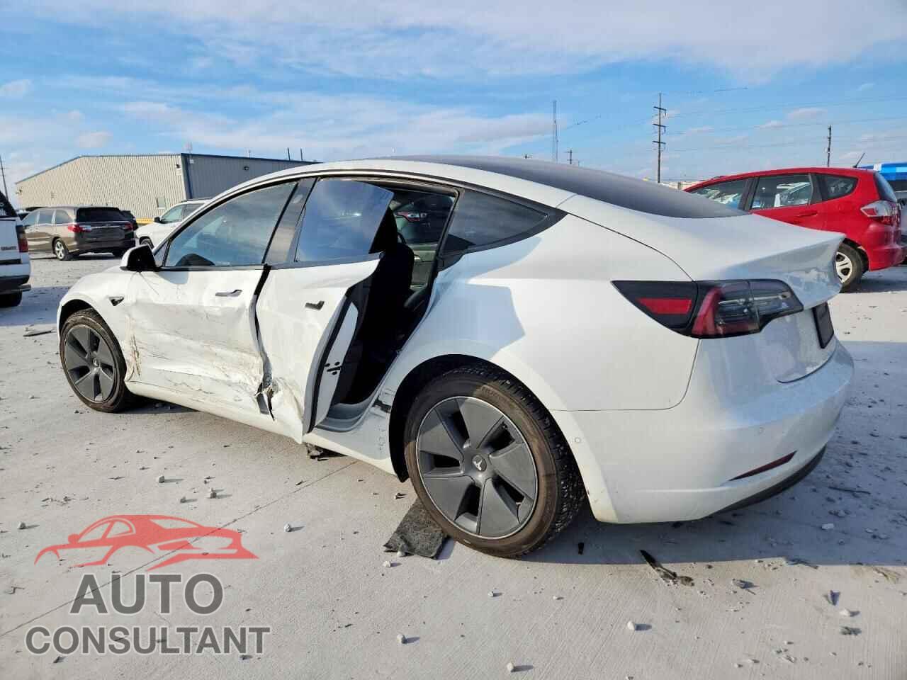 TESLA MODEL 3 2021 - 5YJ3E1EA9MF085594