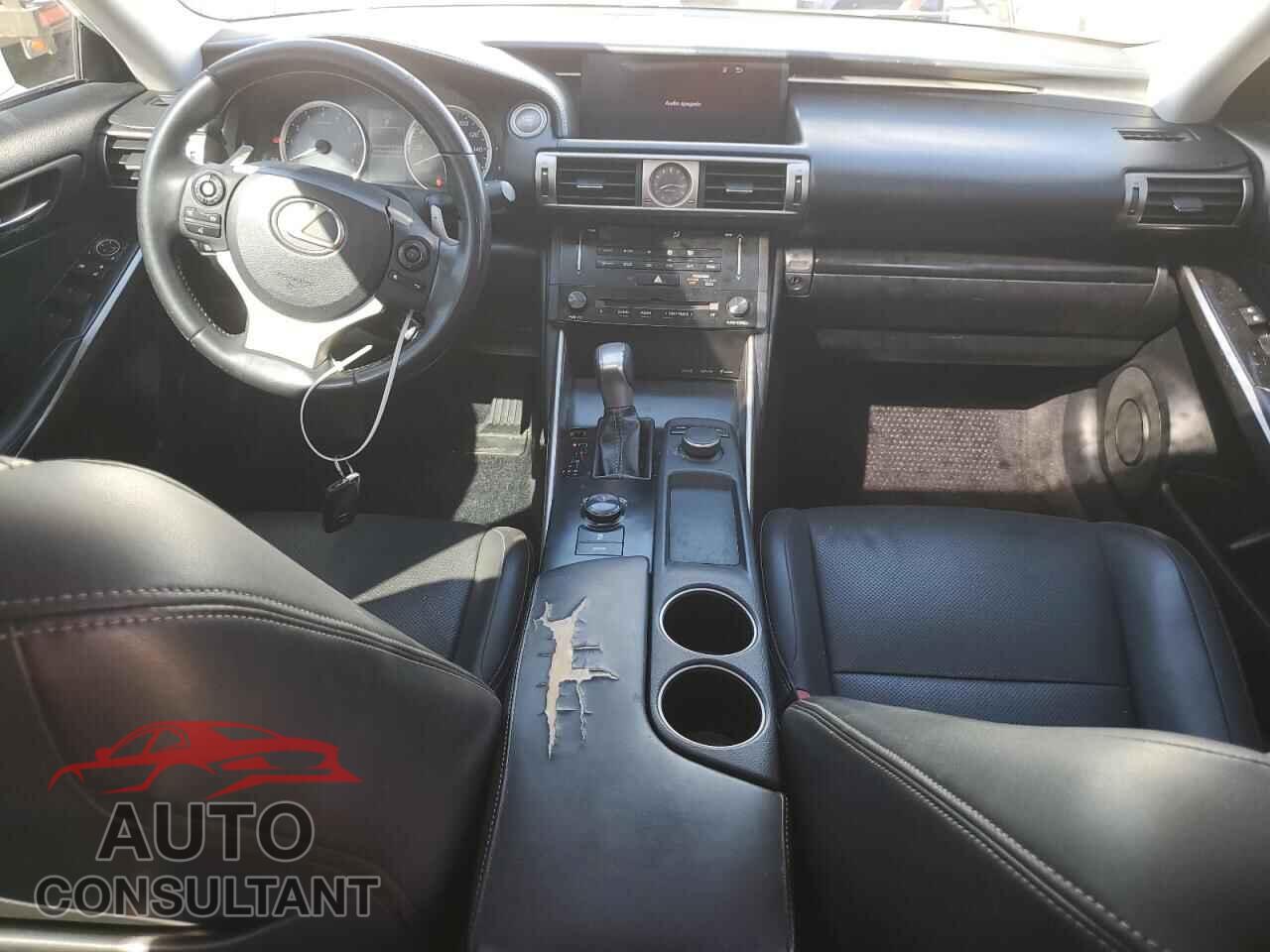 LEXUS IS 2014 - JTHBF1D20E5041391