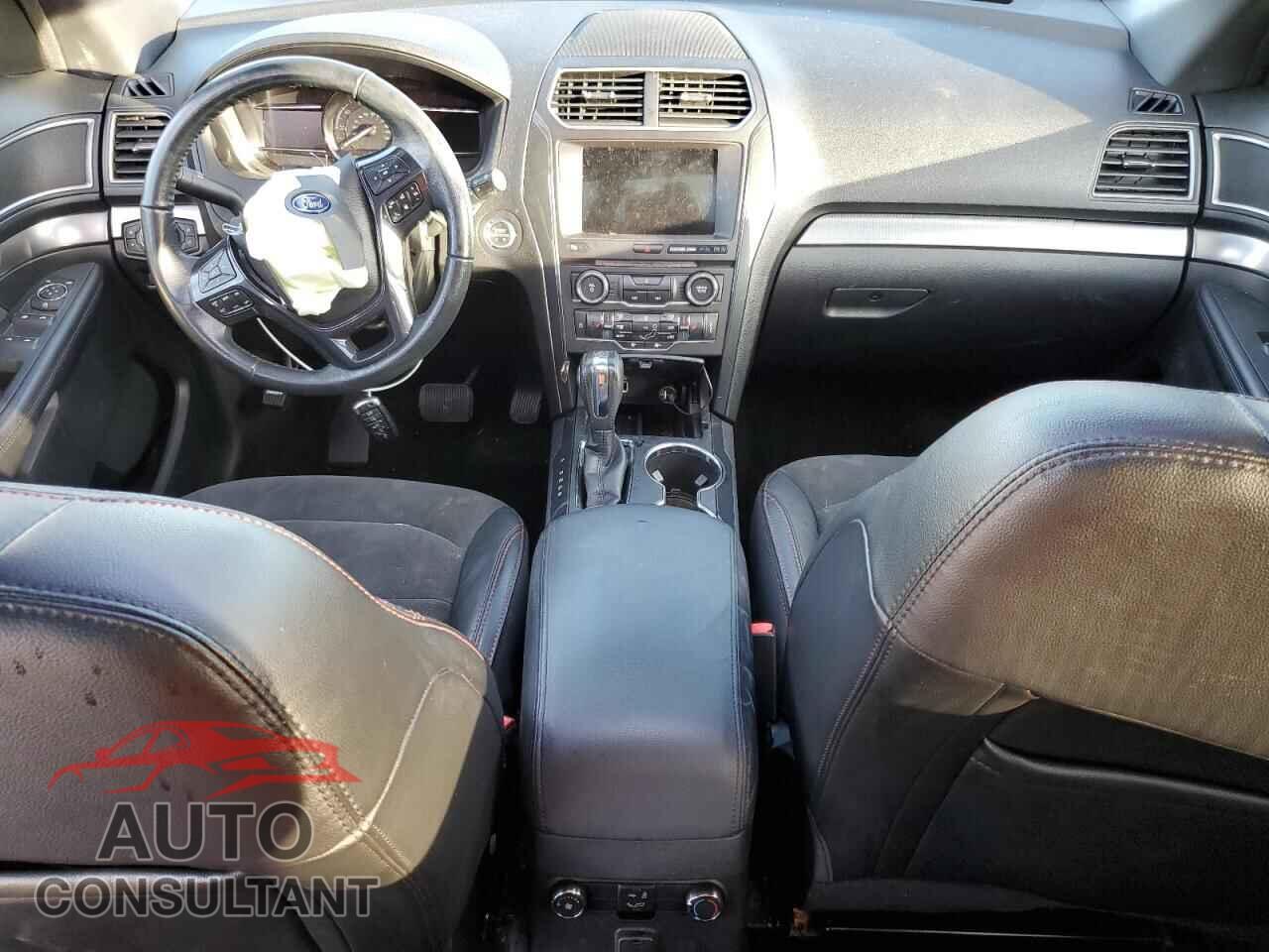 FORD EXPLORER 2018 - 1FM5K8D87JGB07100