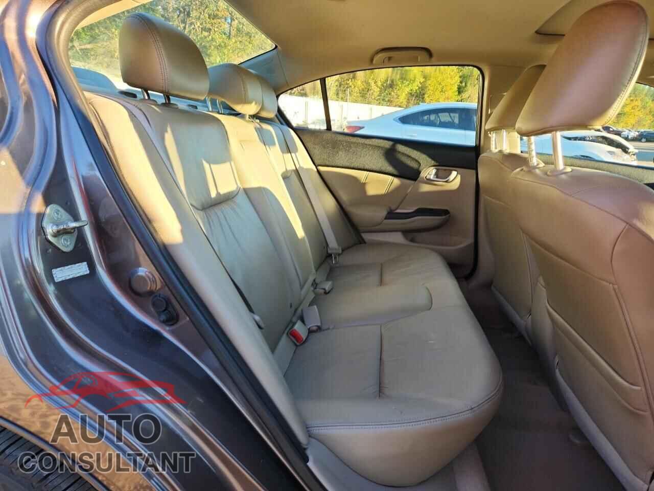 HONDA CIVIC 2012 - 2HGFB2F93CH527425