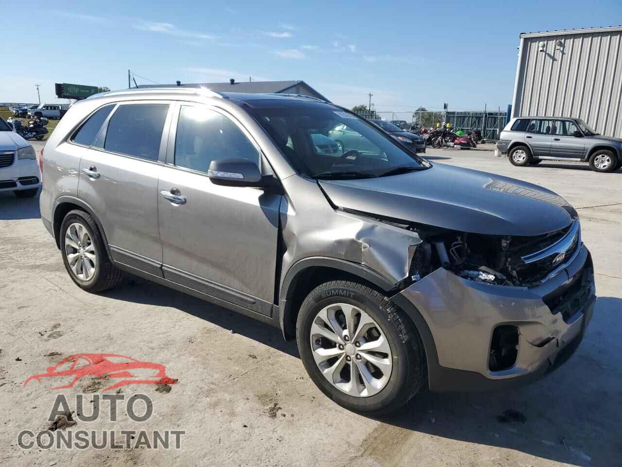 KIA SORENTO 2015 - 5XYKU4A70FG609799