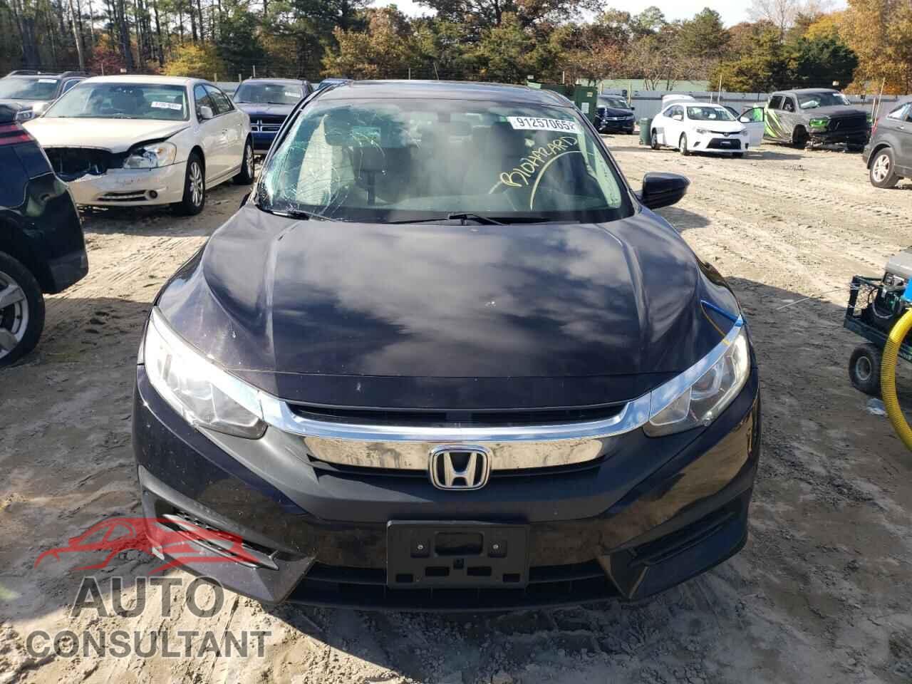 HONDA CIVIC 2017 - 19XFC2F70HE216371