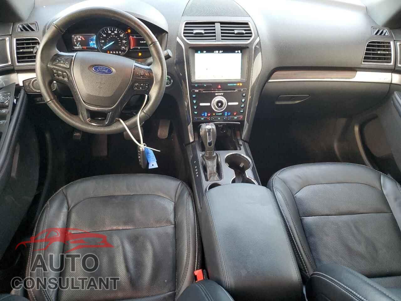 FORD EXPLORER 2018 - 1FM5K7F86JGB45991