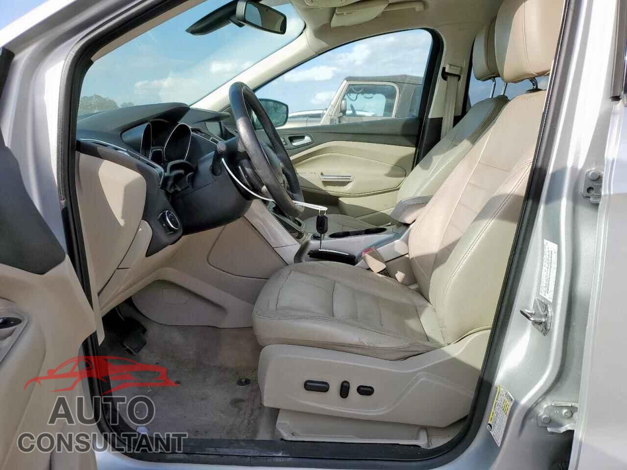 FORD ESCAPE 2013 - 1FMCU0H99DUA25137
