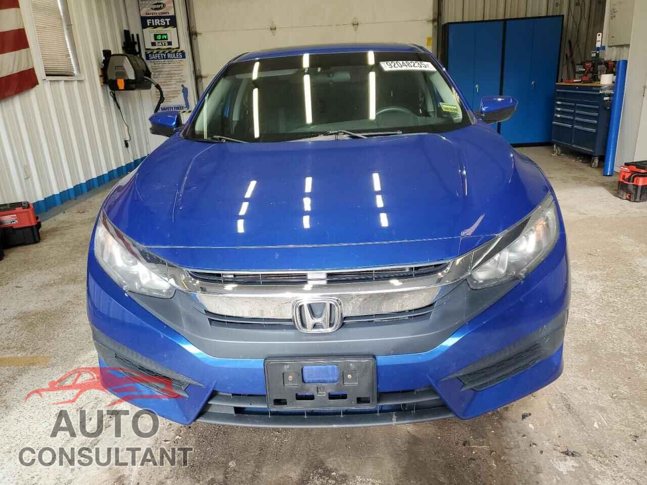 HONDA CIVIC 2017 - 2HGFC2F75HH564785