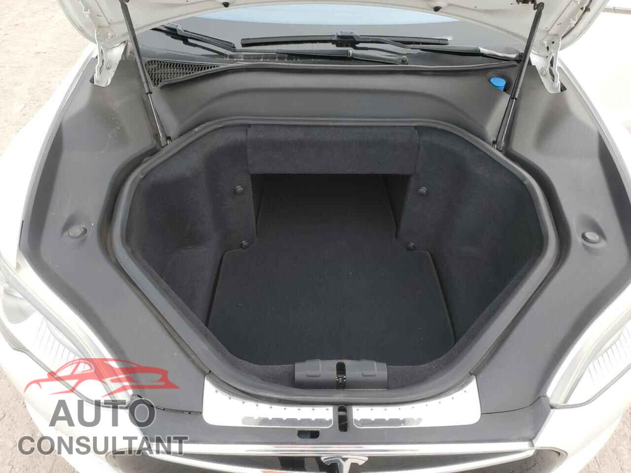 TESLA MODEL S 2013 - 5YJSA1BC2DFP10222
