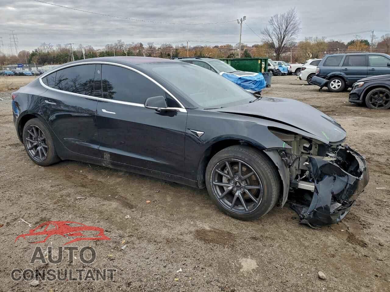 TESLA MODEL 3 2018 - 5YJ3E1EA4JF014024