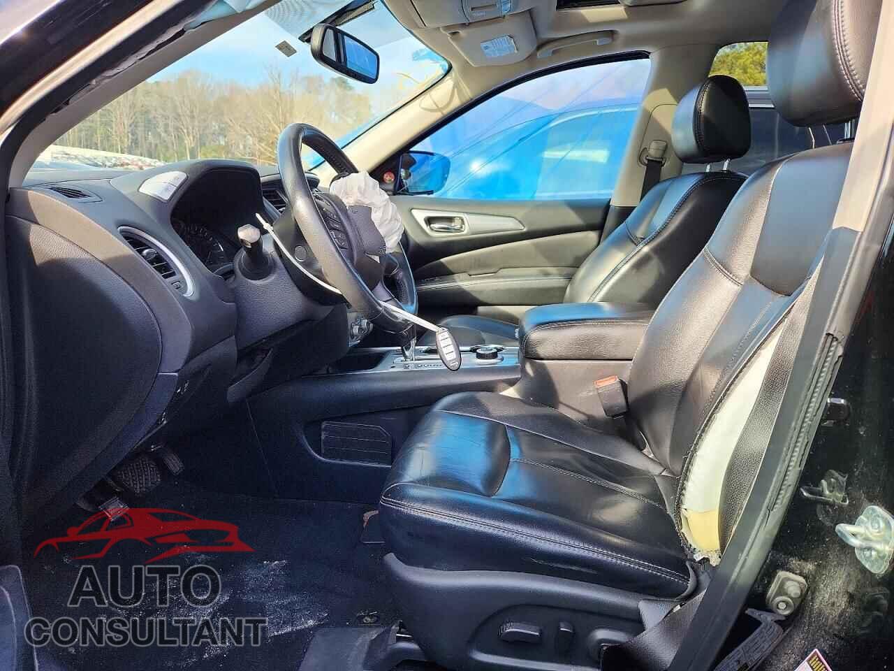 NISSAN PATHFINDER 2017 - 5N1DR2MM4HC696741