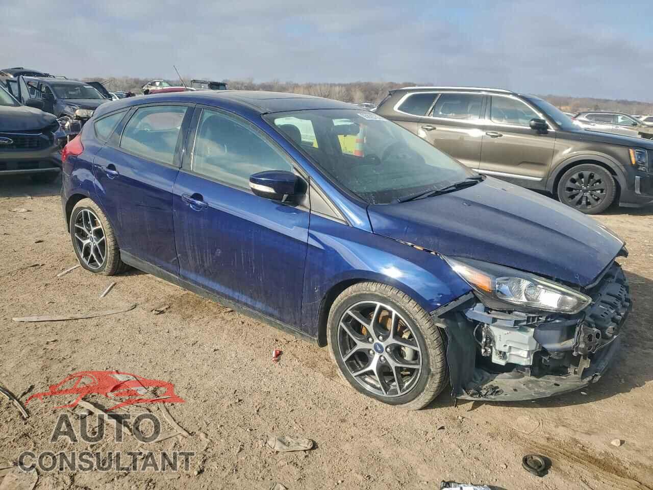 FORD FOCUS 2017 - 1FADP3M26HL342773