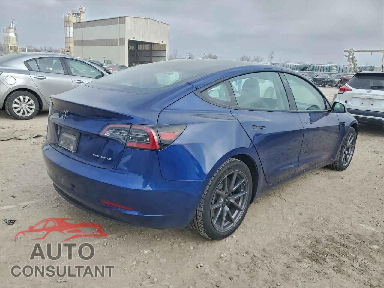 TESLA MODEL 3 2021 - 5YJ3E1EB4MF032827