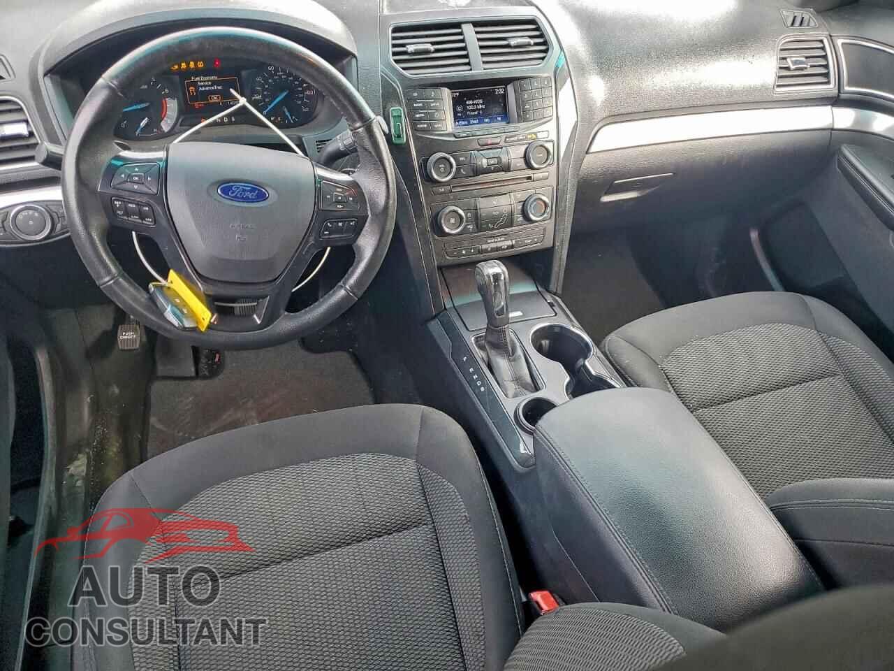FORD EXPLORER 2017 - 1FM5K7D83HGA57641