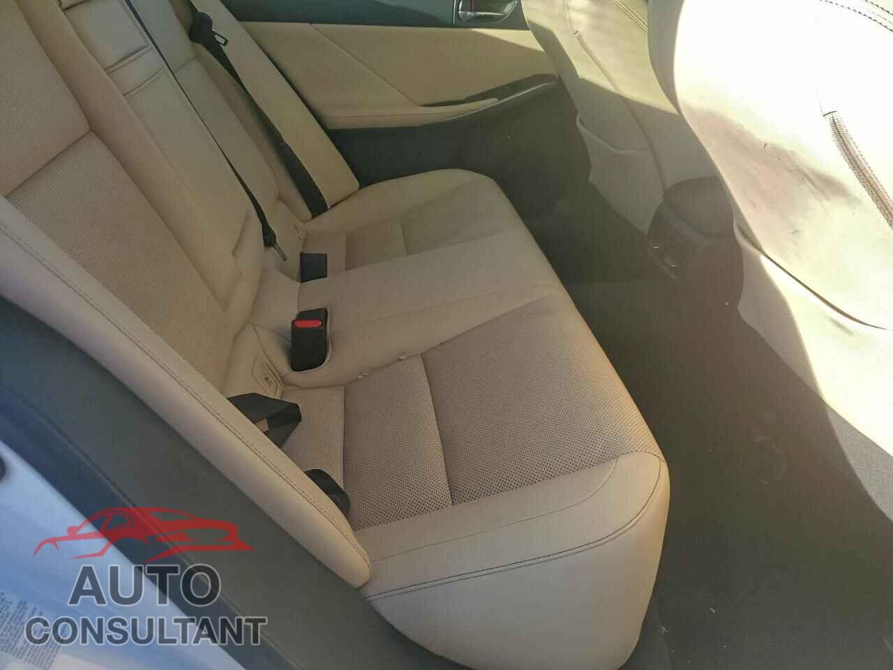 LEXUS IS 2014 - JTHBF1D26E5003566