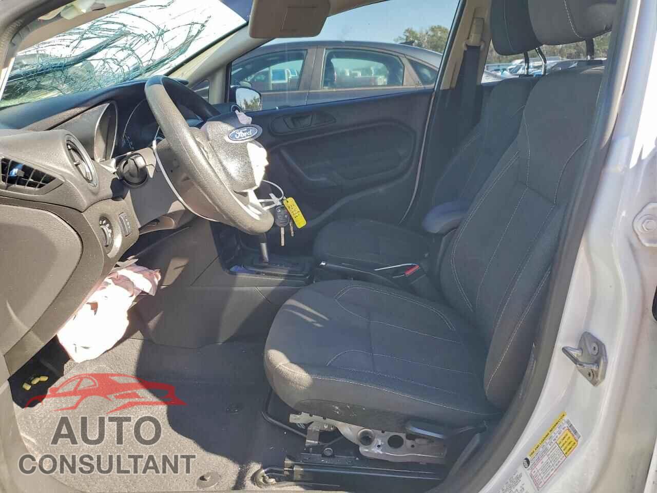 FORD FIESTA 2019 - 3FADP4EJ2KM147206