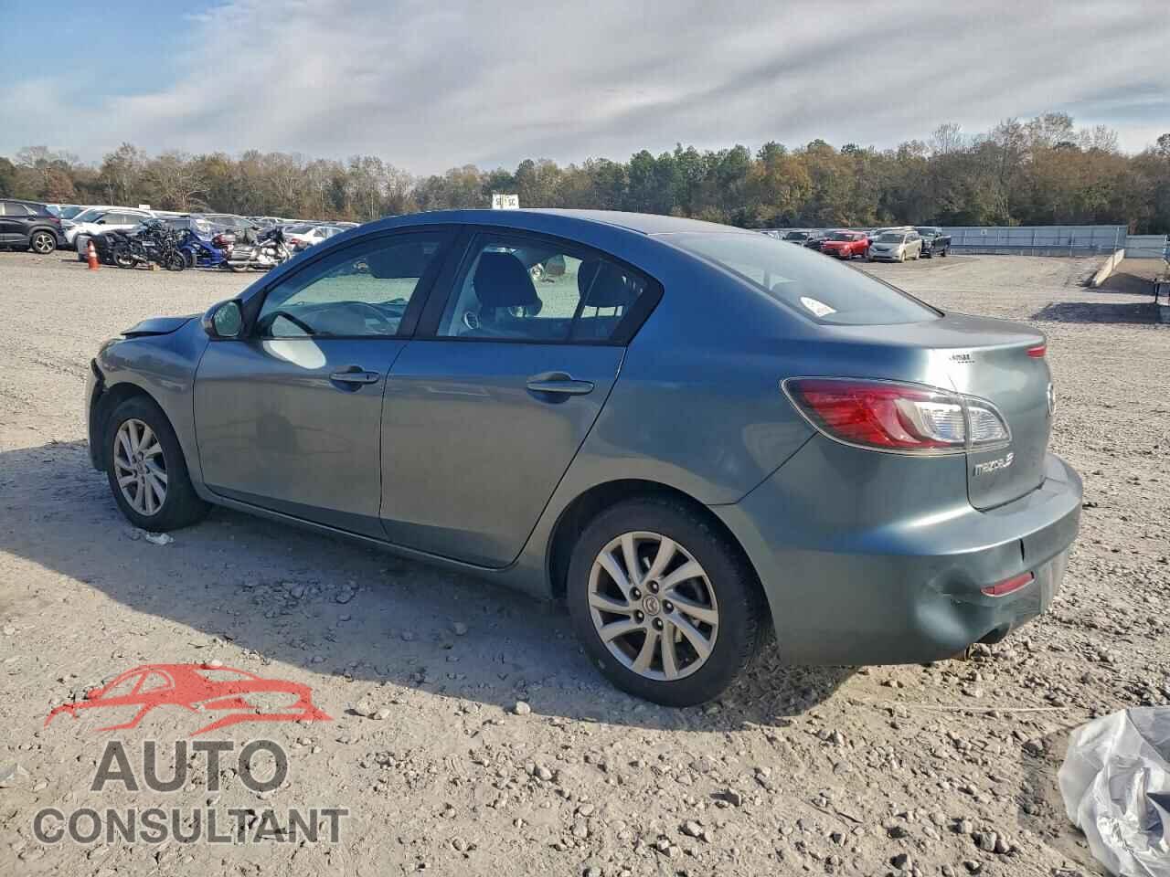MAZDA 3 2012 - JM1BL1V85C1557389