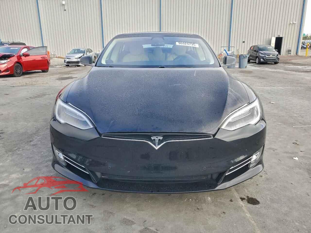 TESLA MODEL S 2017 - 5YJSA1E25HF190722