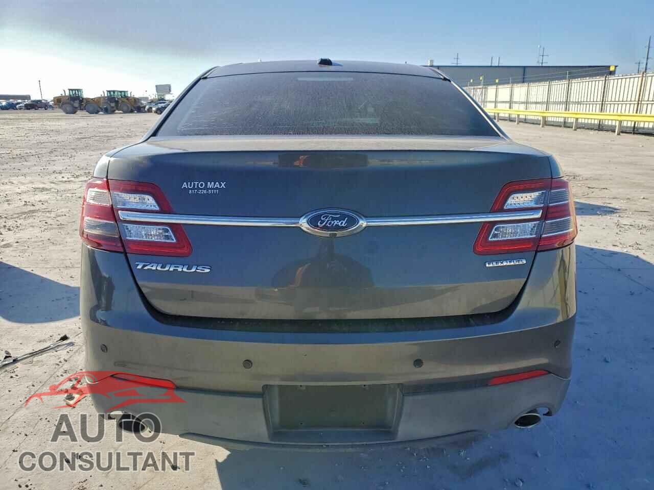 FORD TAURUS 2015 - 1FAHP2D87FG175748