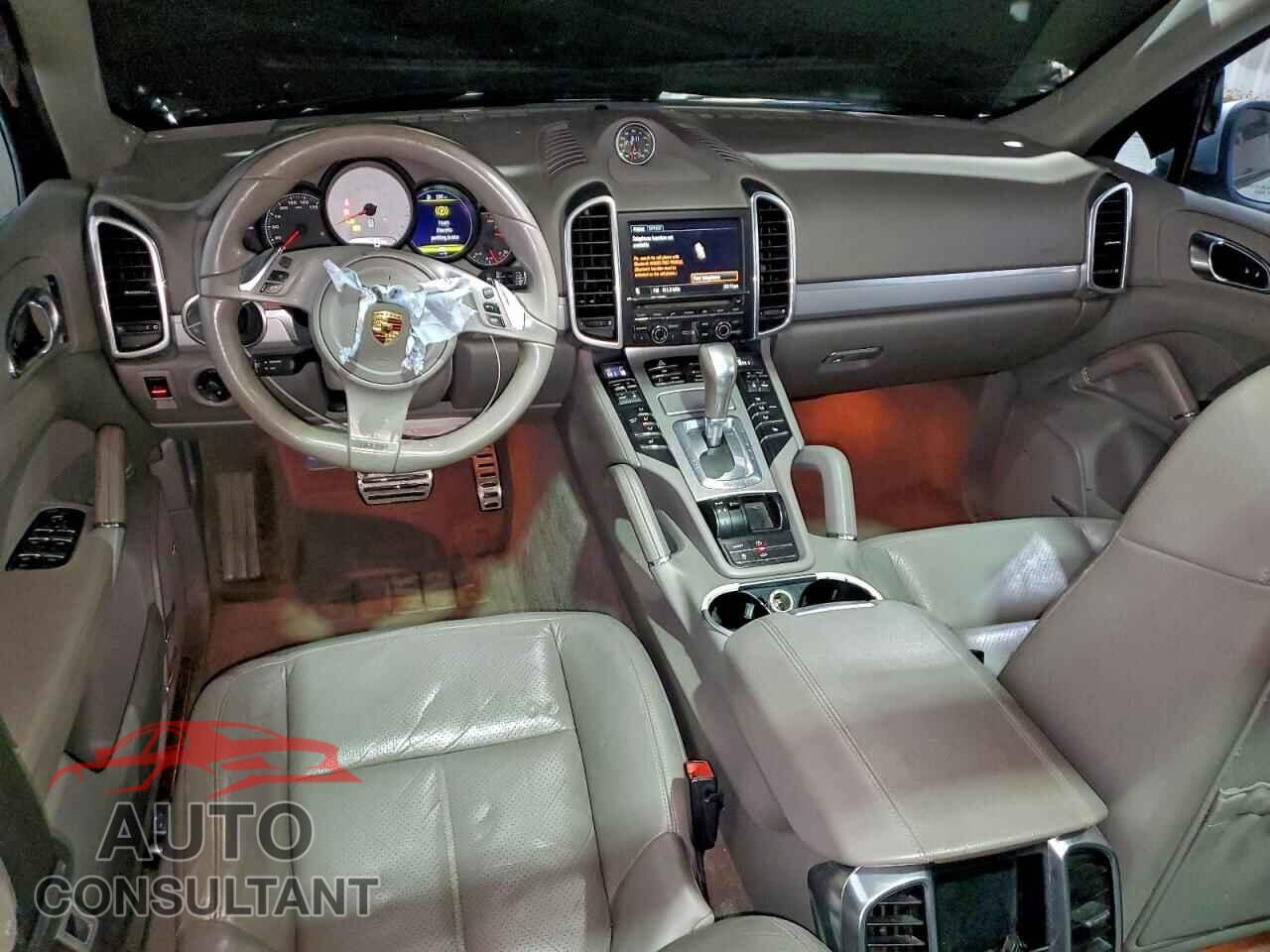 PORSCHE CAYENNE 2012 - WP1AB2A28CLA46509