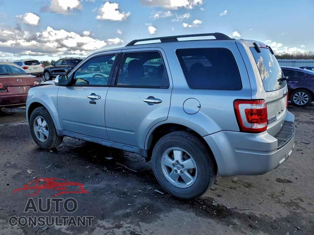 FORD ESCAPE 2011 - 1FMCU9D76BKB91729