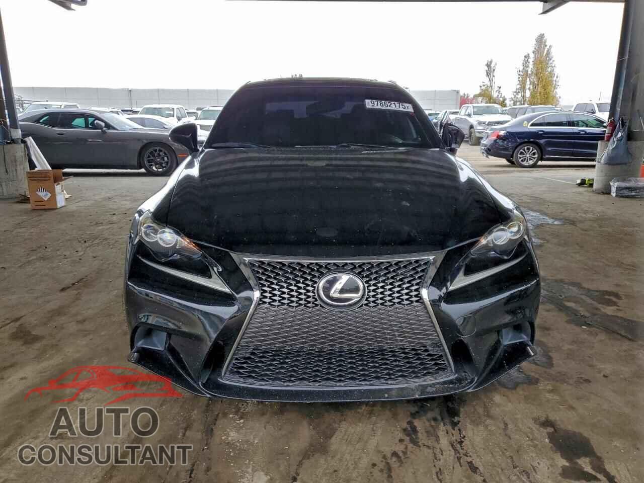 LEXUS IS 2014 - JTHBE1D22E5013191