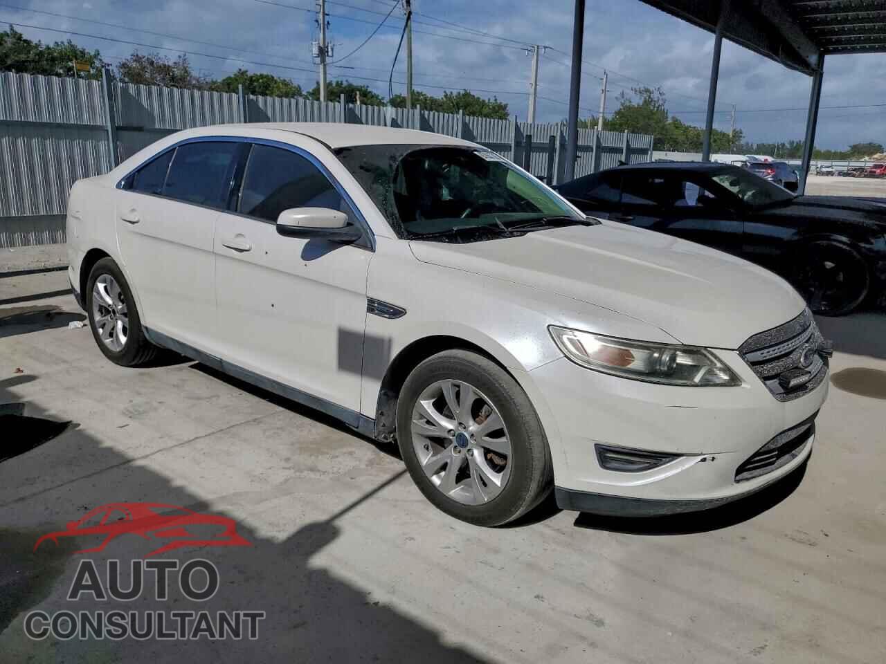 FORD TAURUS 2011 - 1FAHP2EW0BG109727