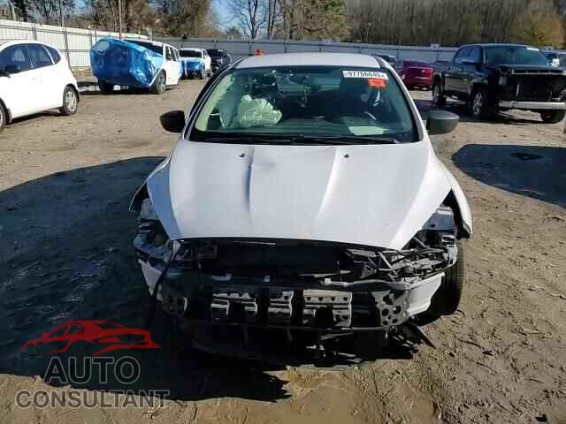 FORD FOCUS 2016 - 1FADP3E24GL339450