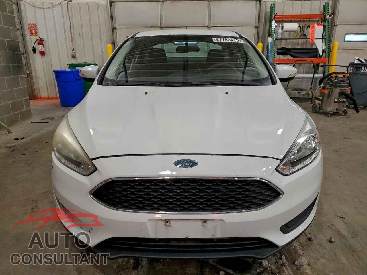 FORD FOCUS 2015 - 1FADP3F28FL263986