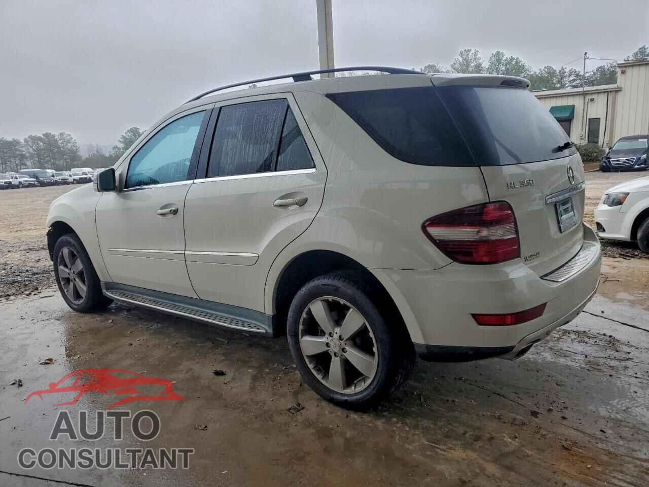 MERCEDES-BENZ M-CLASS 2011 - 4JGBB8GB5BA743724