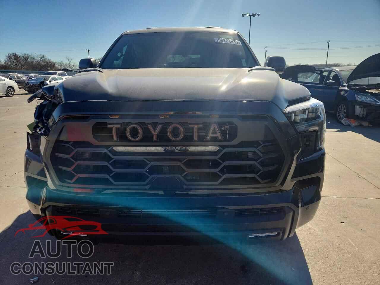 TOYOTA SEQUOIA 2026 - 7SVAAABA9TX080574