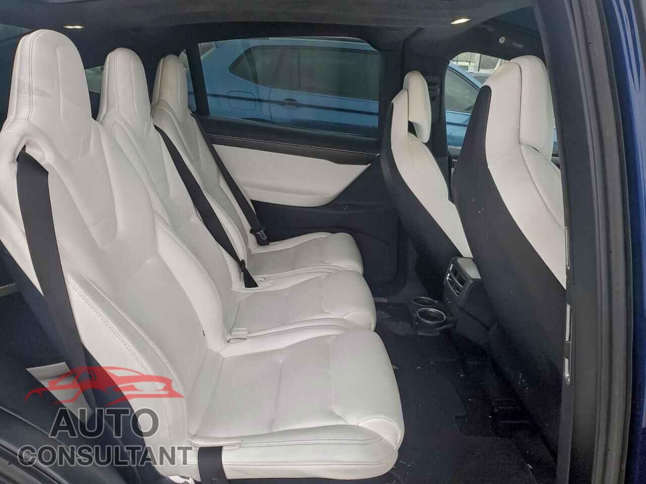TESLA MODEL X 2017 - 5YJXCAE29HF044775