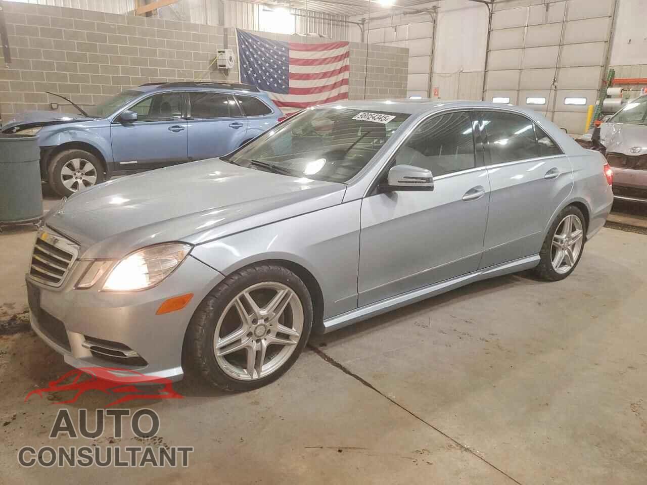 MERCEDES-BENZ E-CLASS 2013 - WDDHF8JBXDA720332