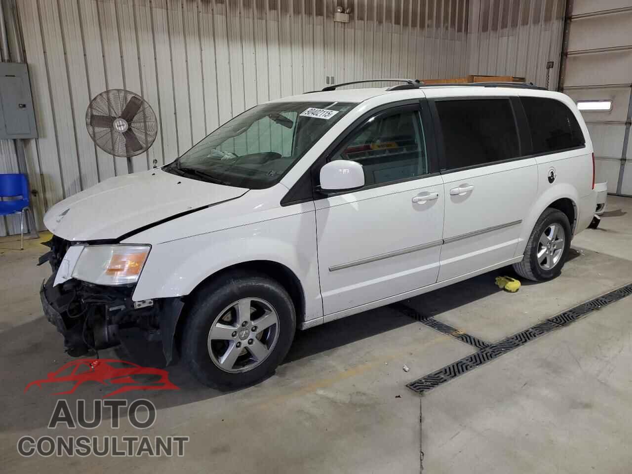 DODGE CARAVAN 2010 - 2D4RN5D11AR211579