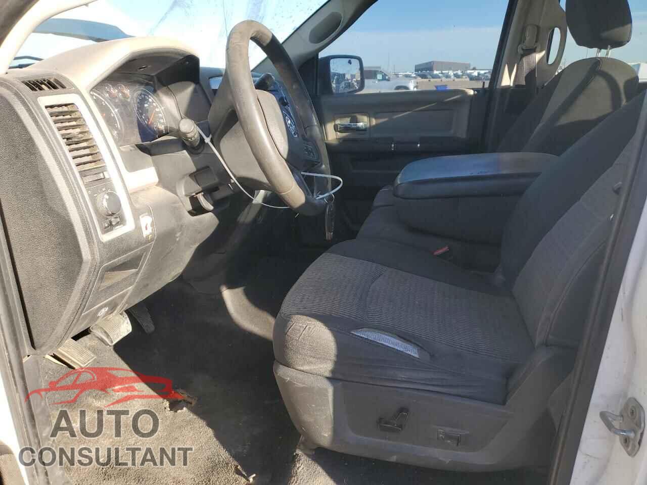 DODGE RAM 1500 2012 - 1C6RD7GT6CS266076
