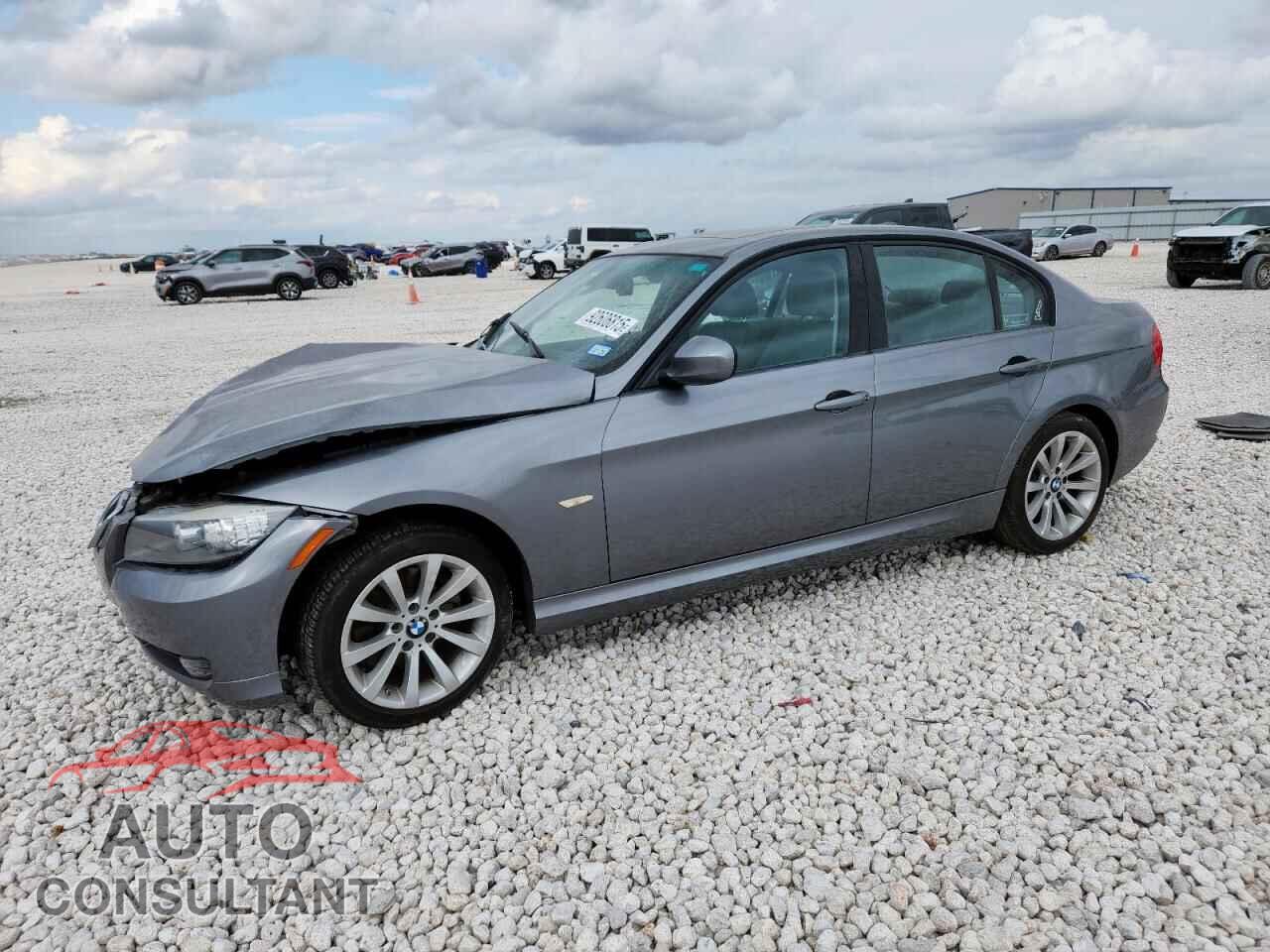 BMW 3 SERIES 2011 - WBAPH7C50BE677351