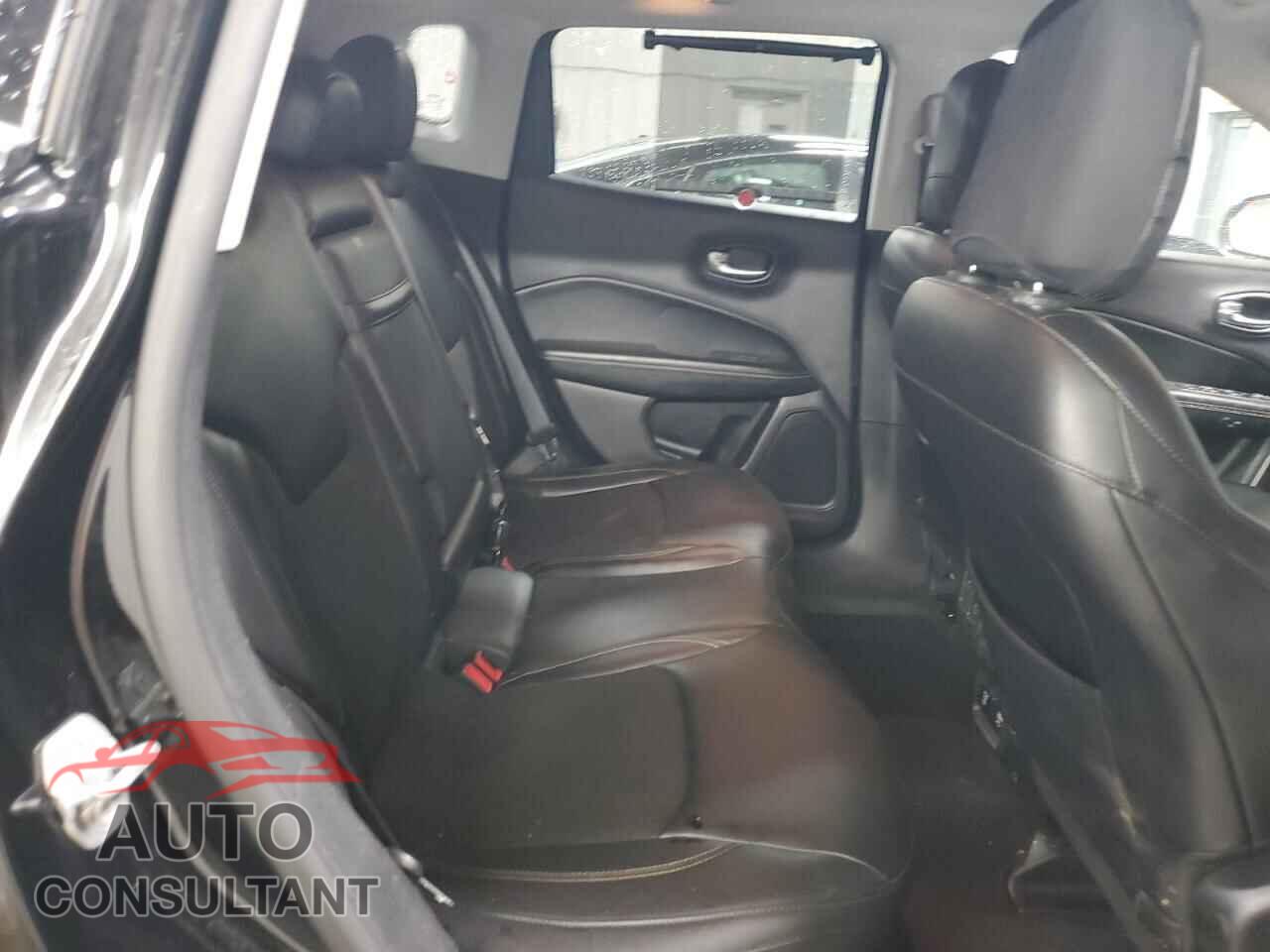 JEEP COMPASS 2017 - 3C4NJDBB7HT692913