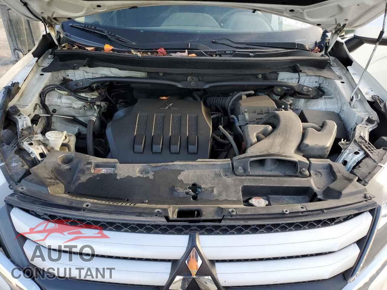 MITSUBISHI ECLIPSE 2018 - JA4AT3AA7JZ040863