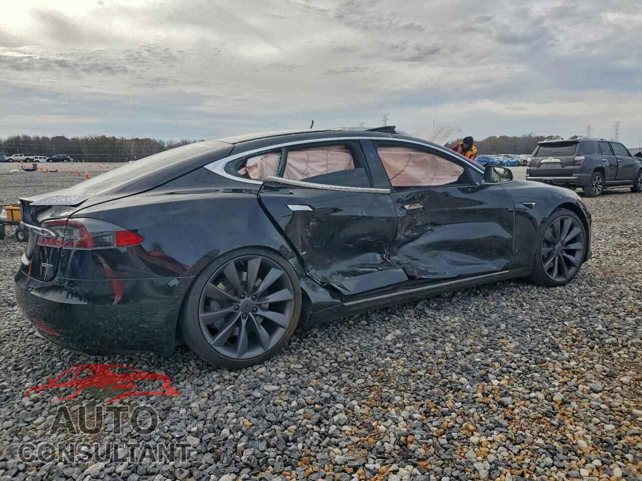 TESLA MODEL S 2017 - 5YJSA1E22HF230870