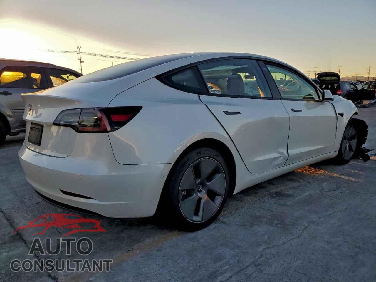 TESLA MODEL 3 2021 - 5YJ3E1EA2MF874136