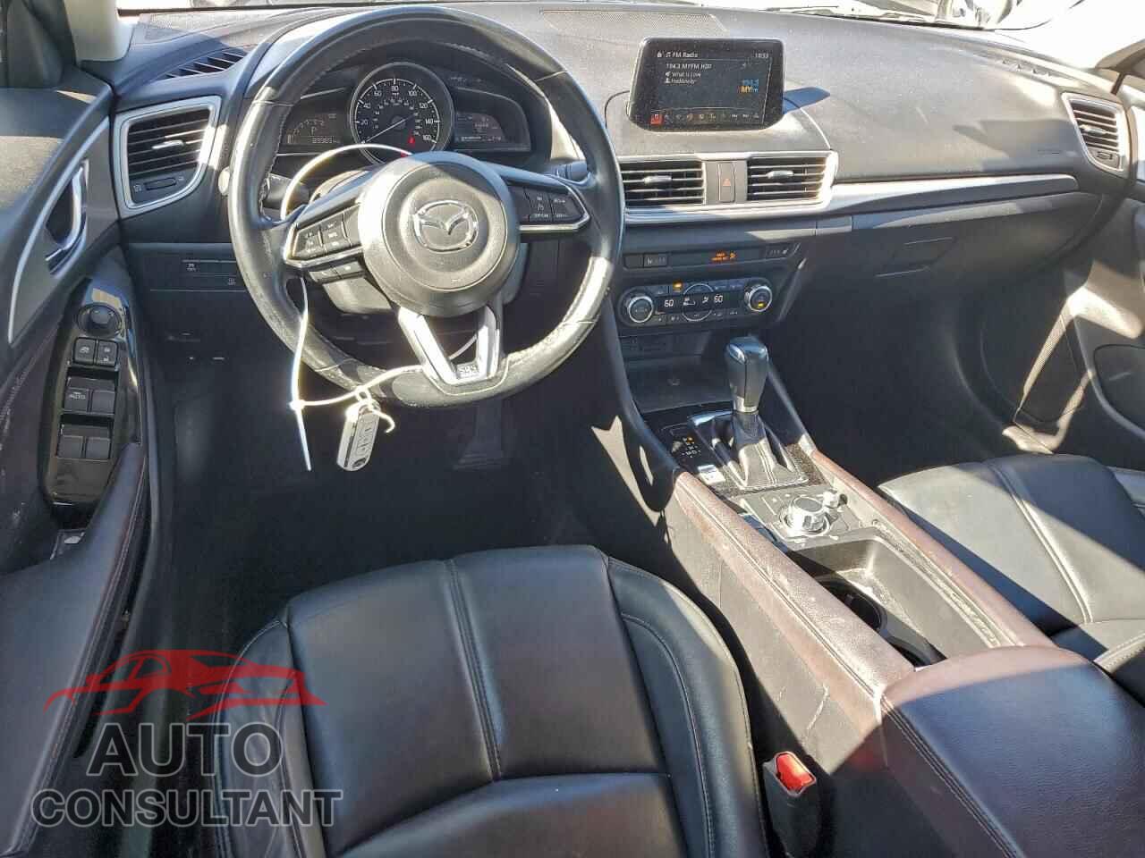 MAZDA 3 2017 - 3MZBN1V79HM127776