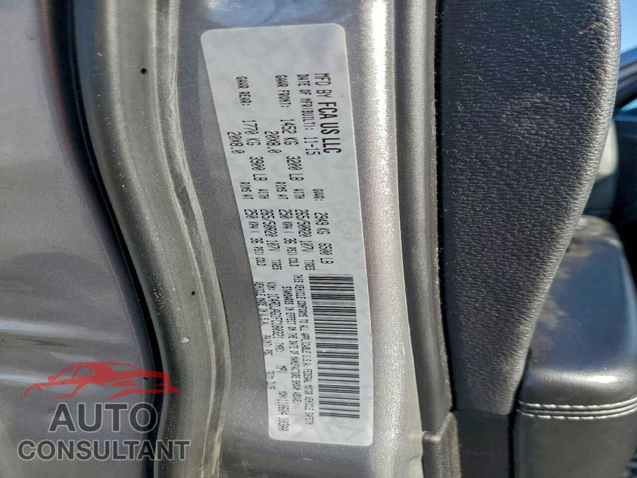 DODGE DURANGO 2015 - 1C4RDJAG1FC180321