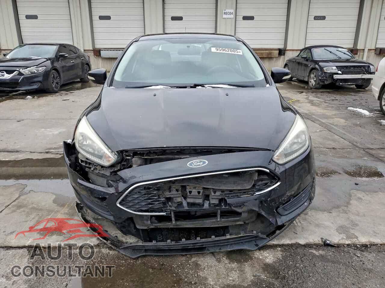 FORD FOCUS 2015 - 1FADP3F28FL263812