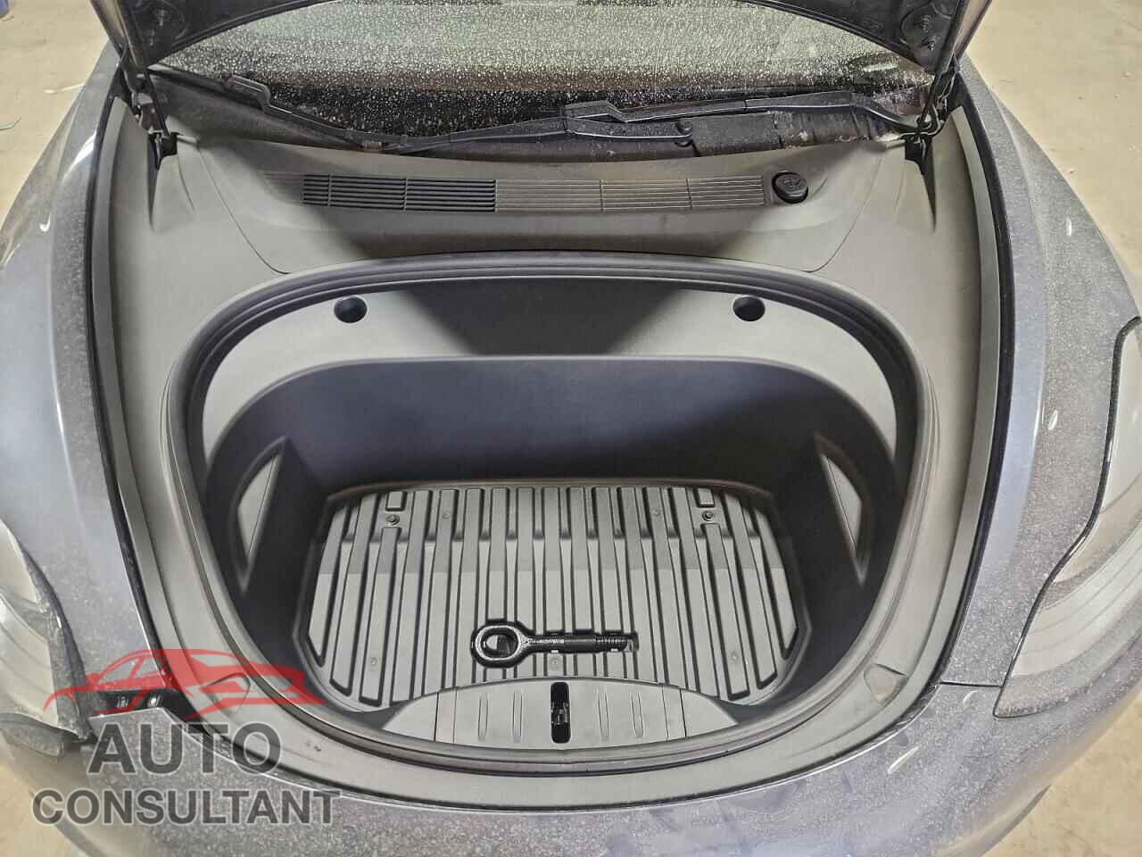 TESLA MODEL 3 2021 - 5YJ3E1EA5MF859369